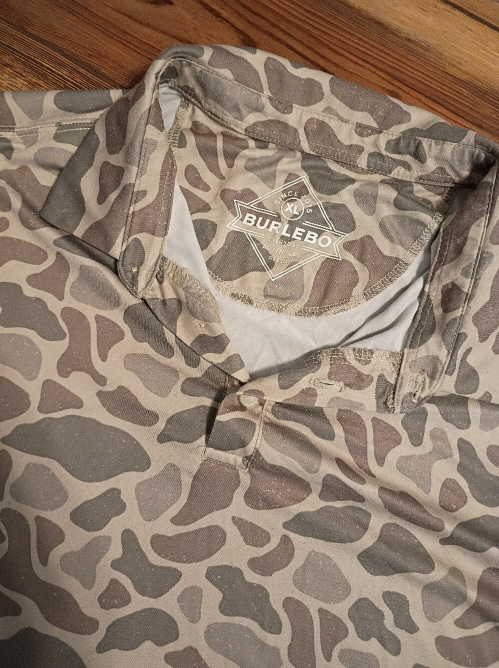 BURLEBO Men's Olive and Taupe Camo Polo